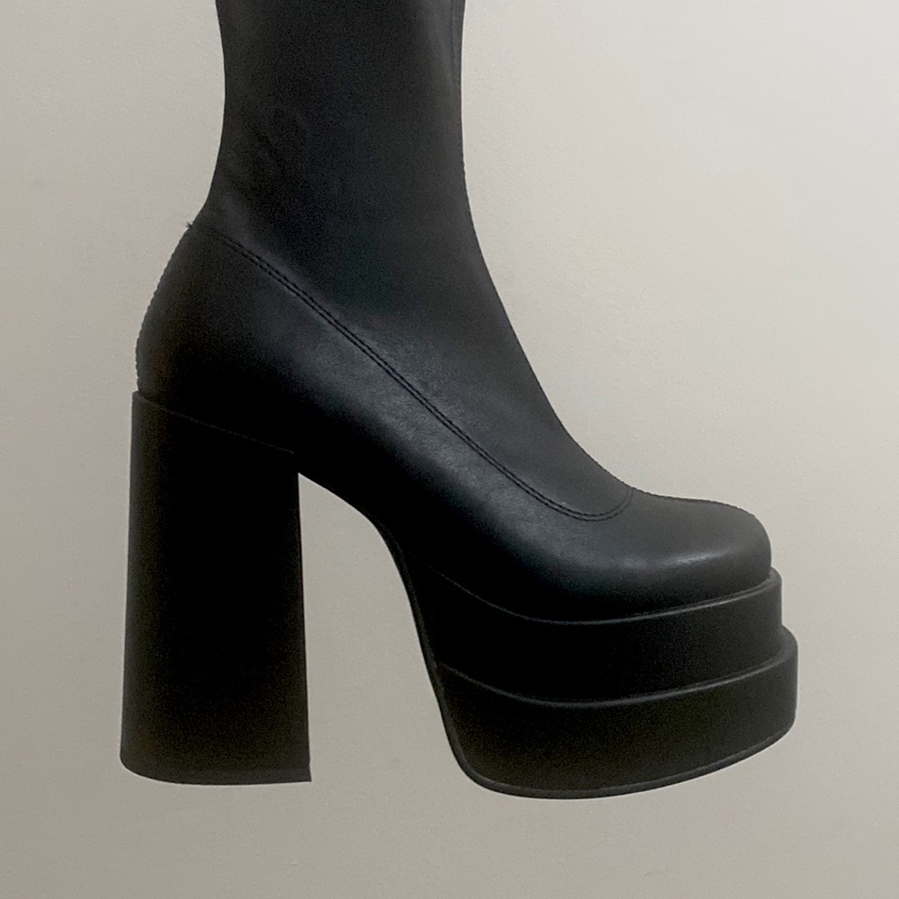 Steve Madden Cypress 8